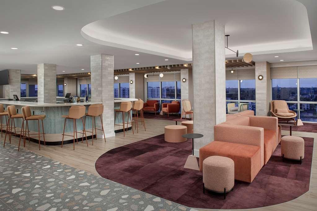 Tru By Hilton Miami Airport South Blue Lagoon Miami Springs Restaurant photo